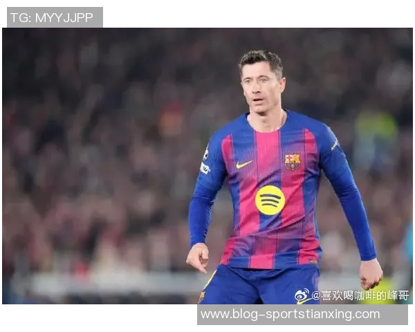 媒体报道拉扬与经纪人扎哈维合同到期巴萨仍对其保持关注